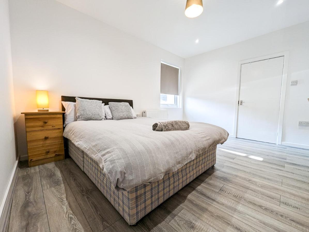 Cozy Central Apartments - With Private Kitchens & Bathrooms Портцмаус Экстерьер фото